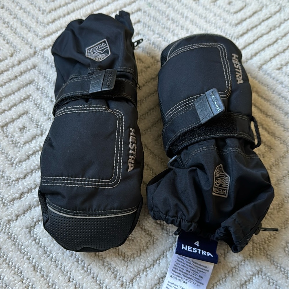 Hestra kids mittens